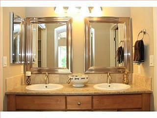 3rd image of 6975 Rodling Dr