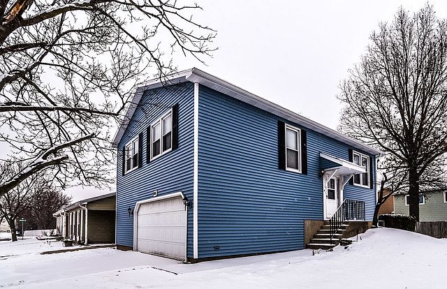 1st image of 2145 Almond Ln