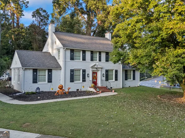 170 Lake Forest Dr, Elberton, GA 30635