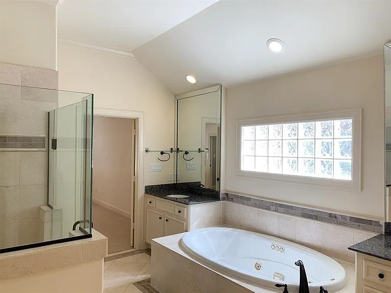 5033 La Branch St — Photo 12