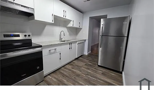 3408 Kenyon Ave — Photo 8