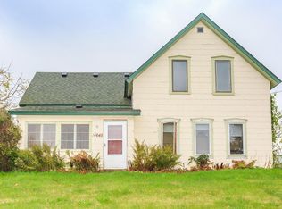 14645 310th St, Center City, MN 55012