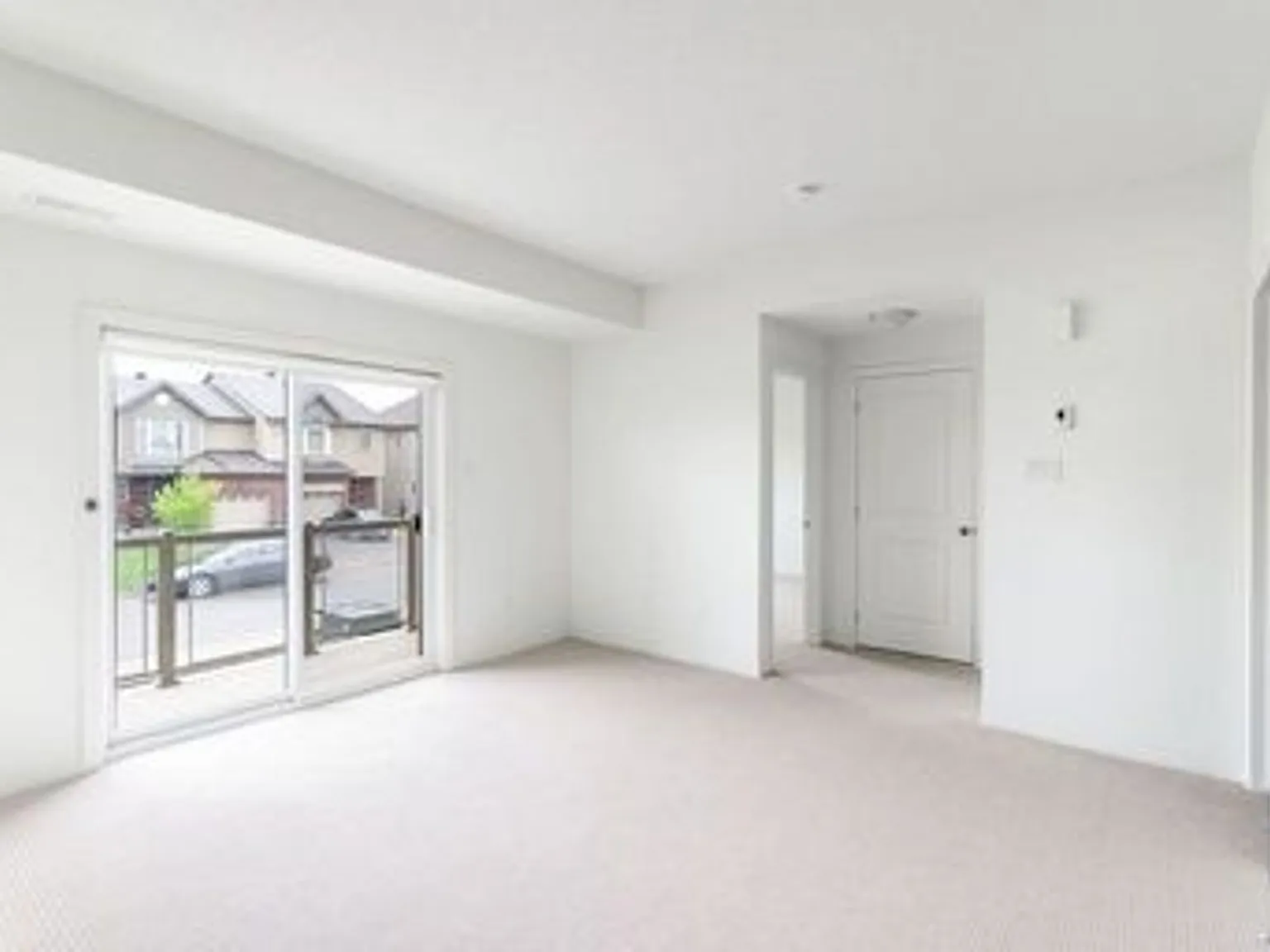 109 Fairweather Street Gloucester — Photo 2