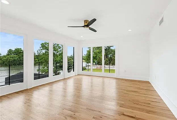 8 Park Island Dr — Photo 28