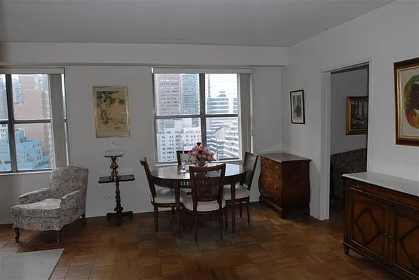 Sold by G. Laurie Cooper | media 17