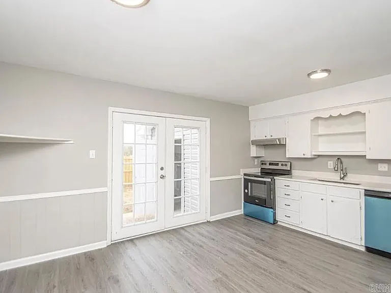 1820 Sanford Dr #4 — Photo 6