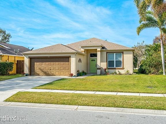 2nd image of 7031R Hammock Trace Dr