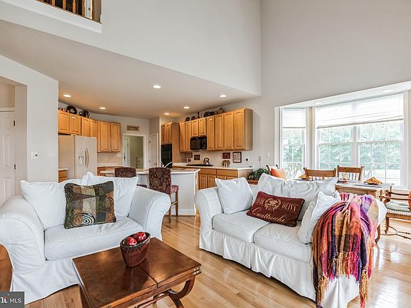 5th image of 6273 Settlers Trail Pl