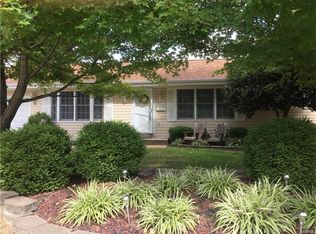 8134 Rockwood Dr, Saint Louis, MO 63123