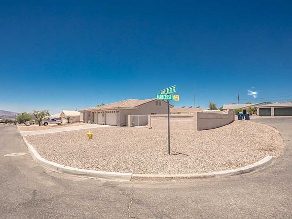 3rd image of 3595 Bluecrest Dr