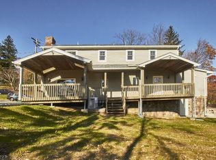 3 Spinnler Dr, West Milford, NJ 07480