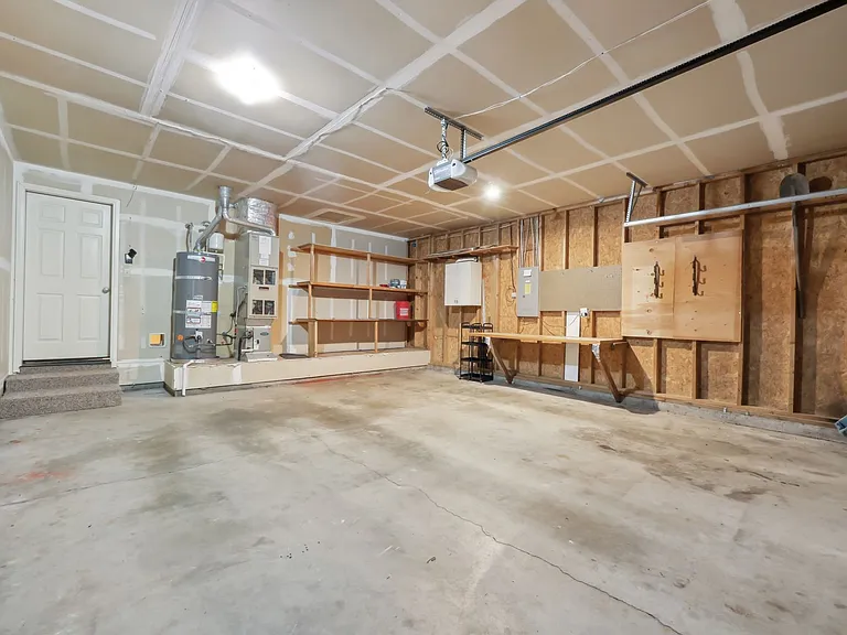 1012 Irving St SW — Photo 26