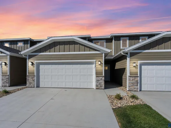 4612 E Whisper Ridge Pl, Sioux Falls, SD 57108