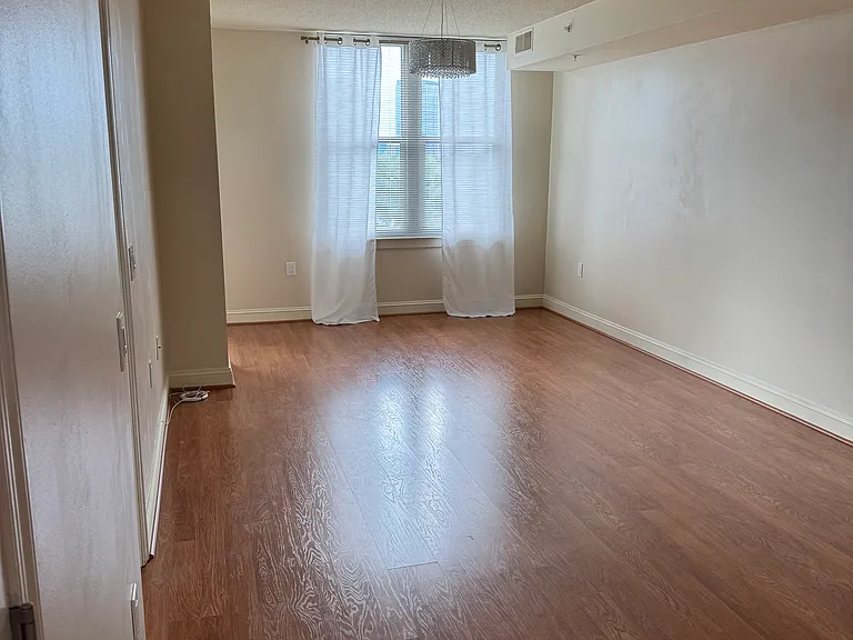 11760 Sunrise Valley Dr #712 — Photo 12