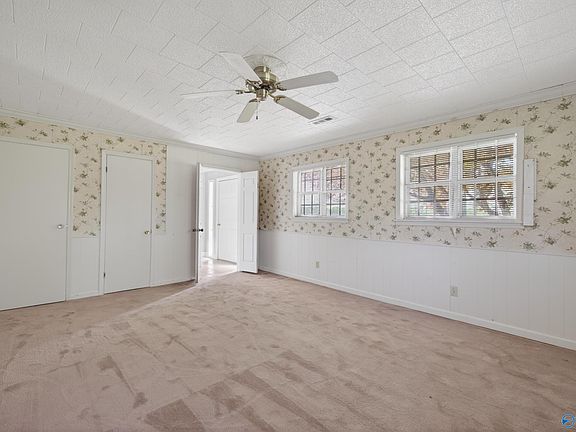 3rd image of 798 Liberty Rd