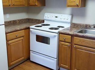 70 Boston Rd UNIT D110, Chelmsford, MA 01824