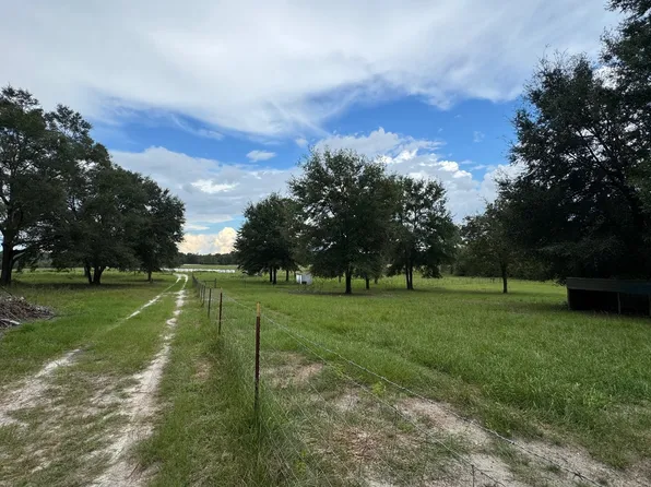 20073 93rd Pl, O'Brien, FL 32071