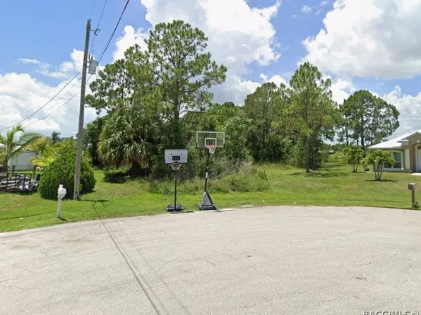 5770 NW Jigsaw Ln, Port Saint Lucie, FL 34986