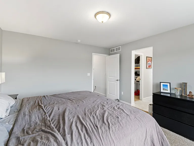 5620 Canyon View Dr — Photo 20