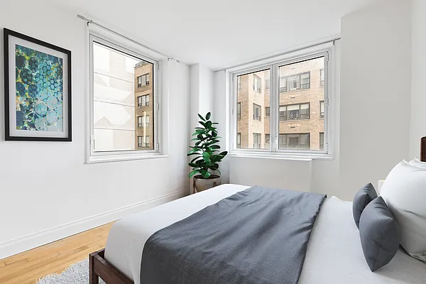 Sold by Compass | media 7