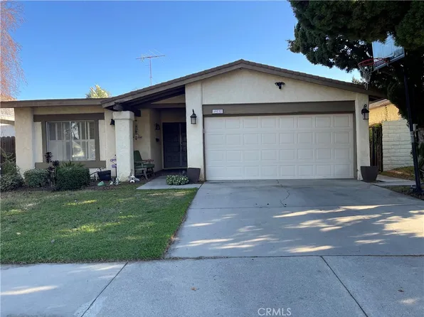 19732 Arminta St, Winnetka, CA 91306