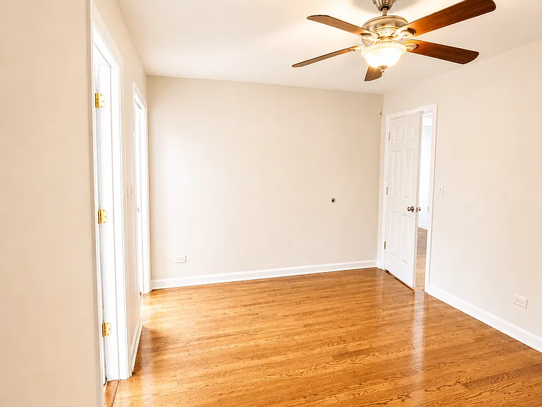 1404 W Estes Ave #2A — Photo 6