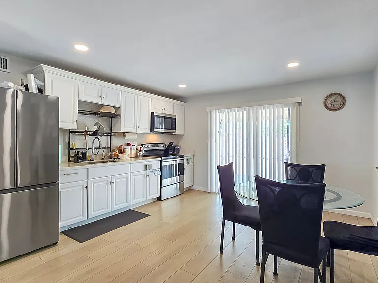 8012 W Highland Ave — Photo 10