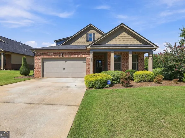 575 Carleton Pl, Locust Grove, GA 30248