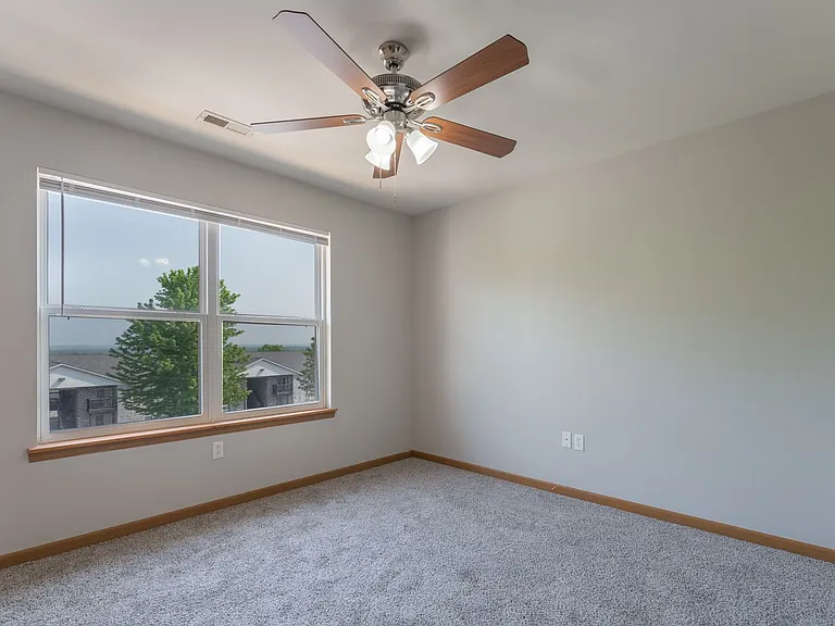 Arbor Ridge Apartments — Photo 21