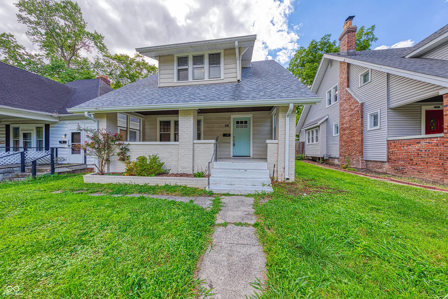 110 N Riley Ave photo 1