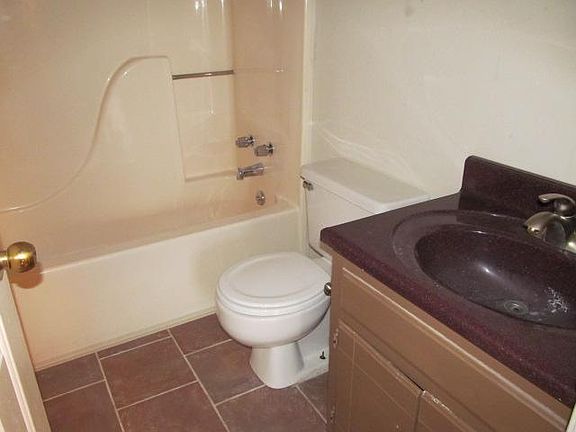 5th image of 3243 Priest Woods Dr