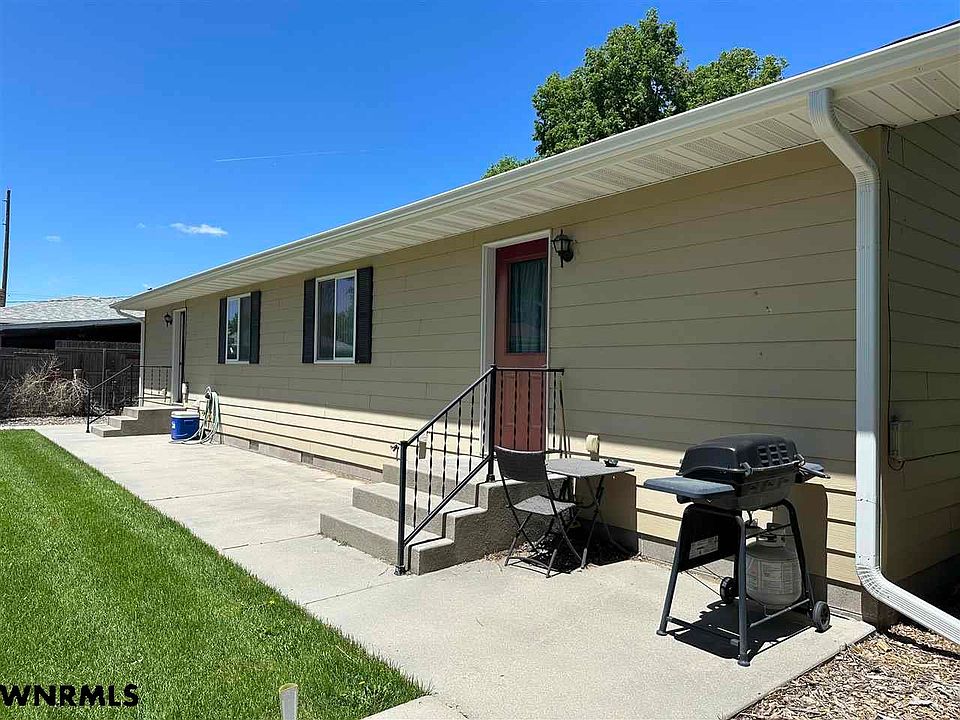 810 & 812 Canal St, Scottsbluff, NE 69361 Zillow