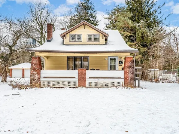 3114 Neosho Rd, Youngstown, OH 44511