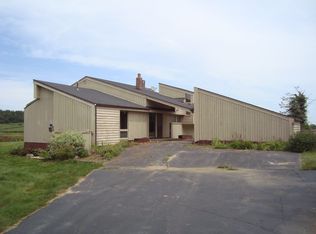 2251 58th St, Vinton, IA 52349