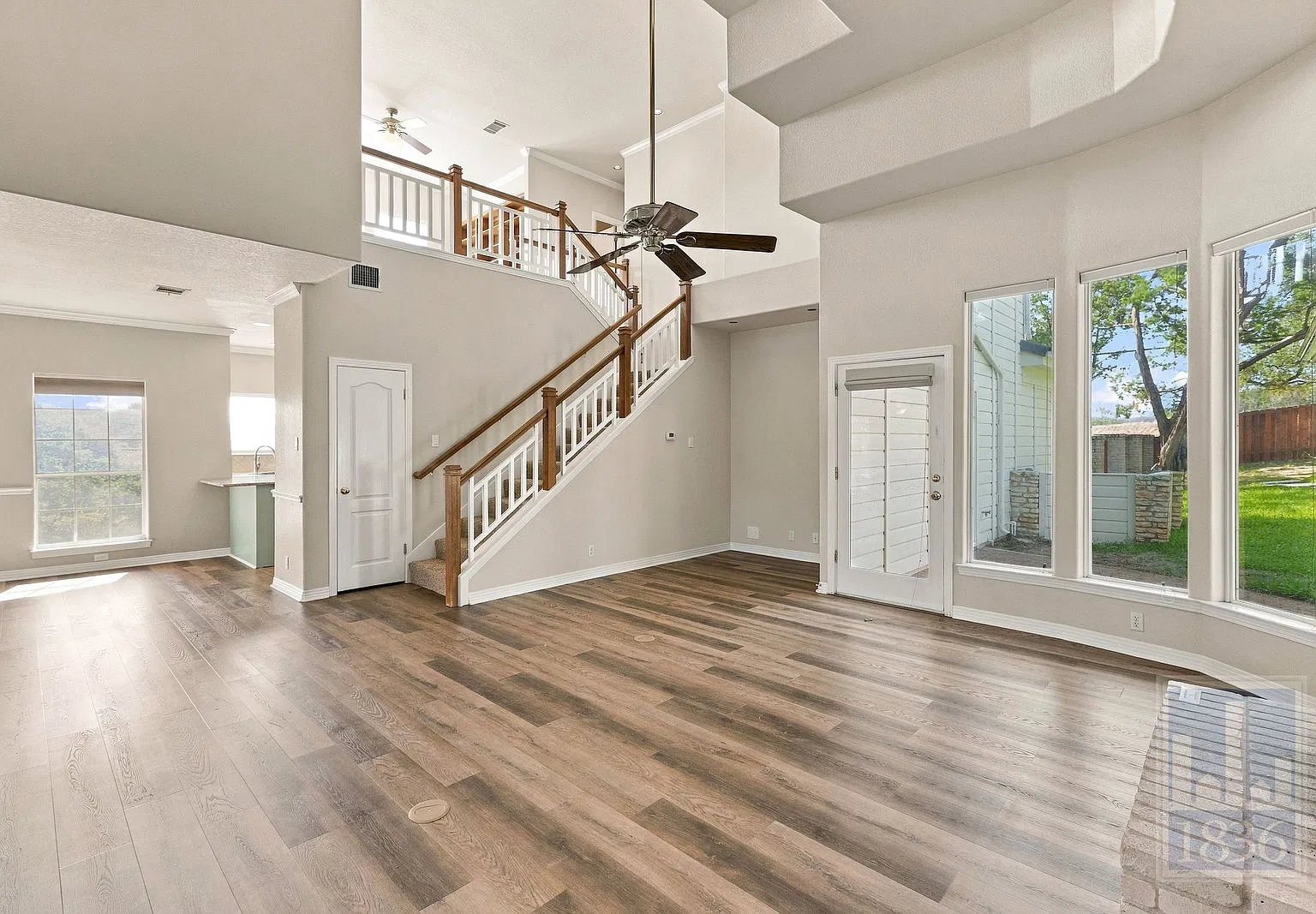 3 bed, 2.5 bath, 2467 sqft, $3,150 — Photo 3