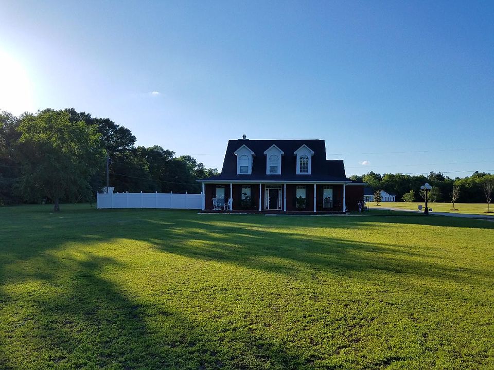 located in Wicksburg