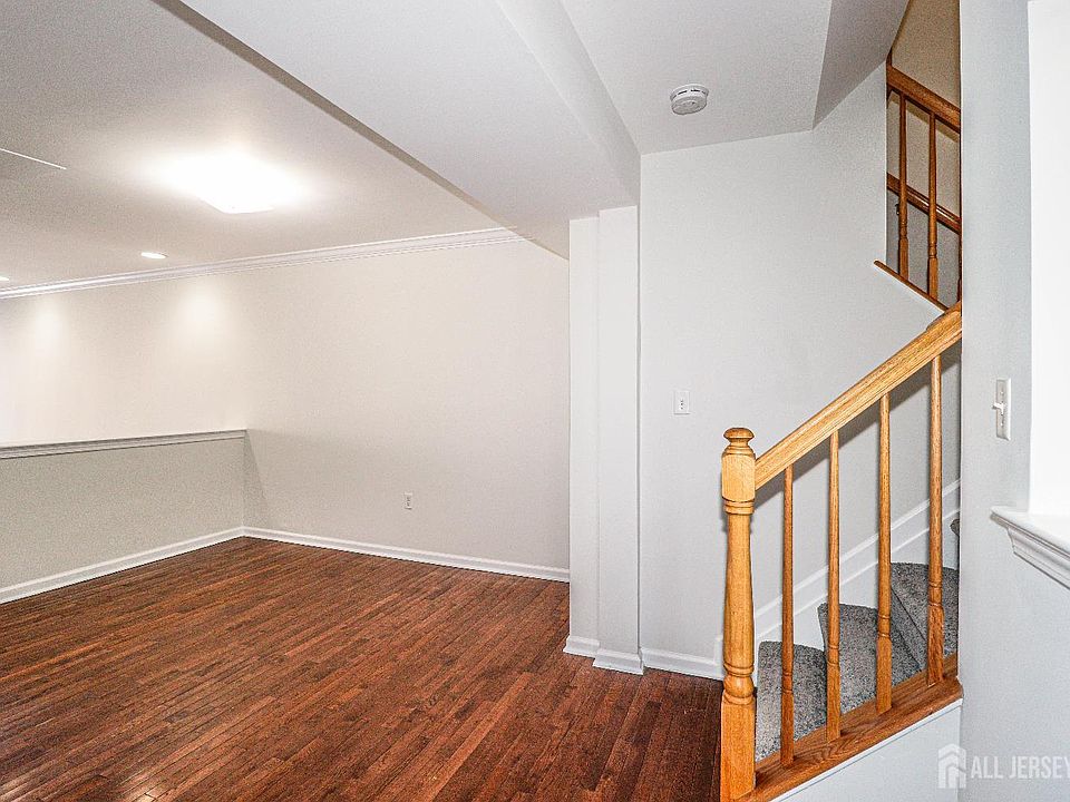 1st image of 105 Adamecs Way