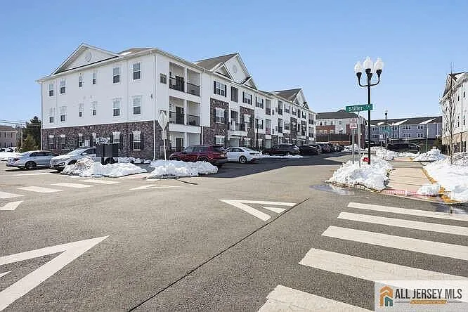 421 Tavern Rd — Photo 26