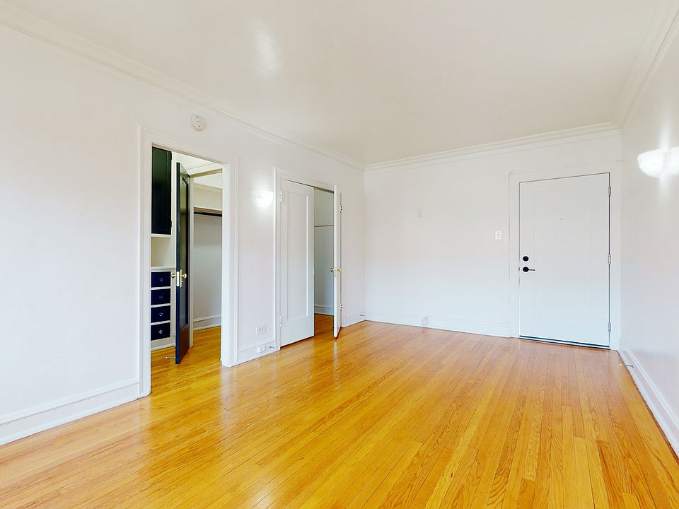 Dining/Living room