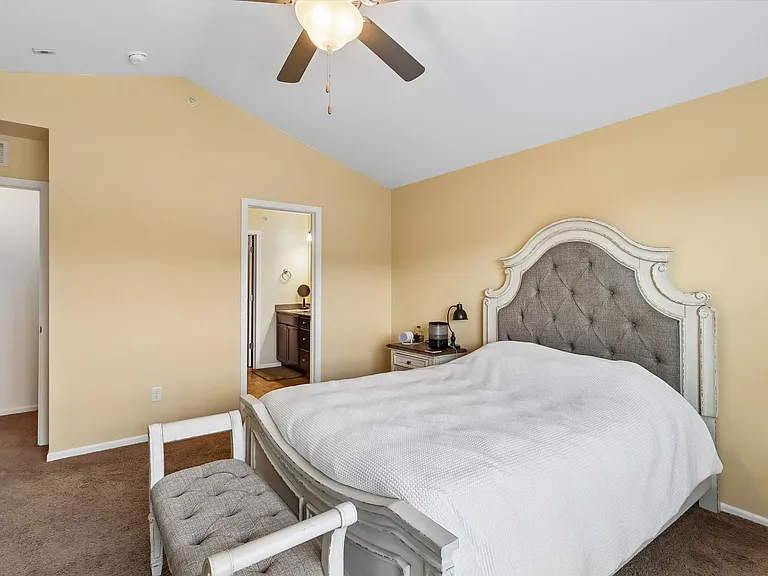 463 Cambria Dr — Photo 12