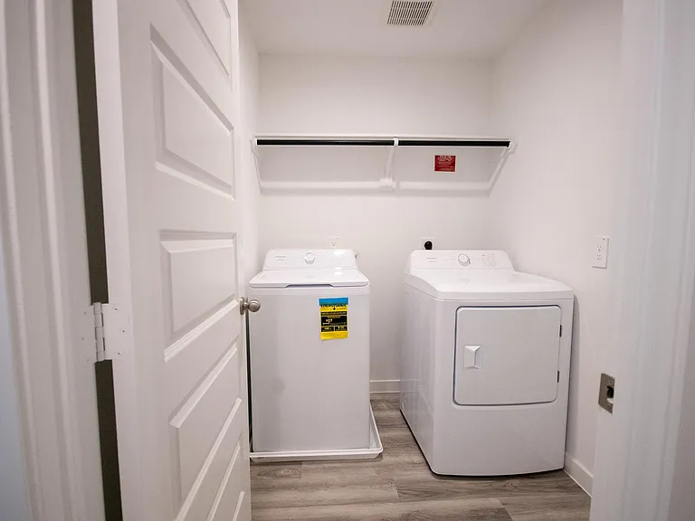 10217 Berkeley Springs Trl — Photo 10