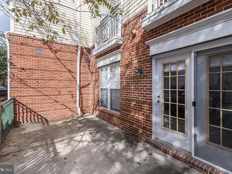 305 Redland Blvd #101 — Photo 38