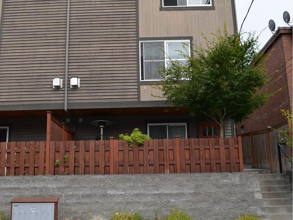 The front unit on the right, with lots of light and peek-a-boo views of the sound.