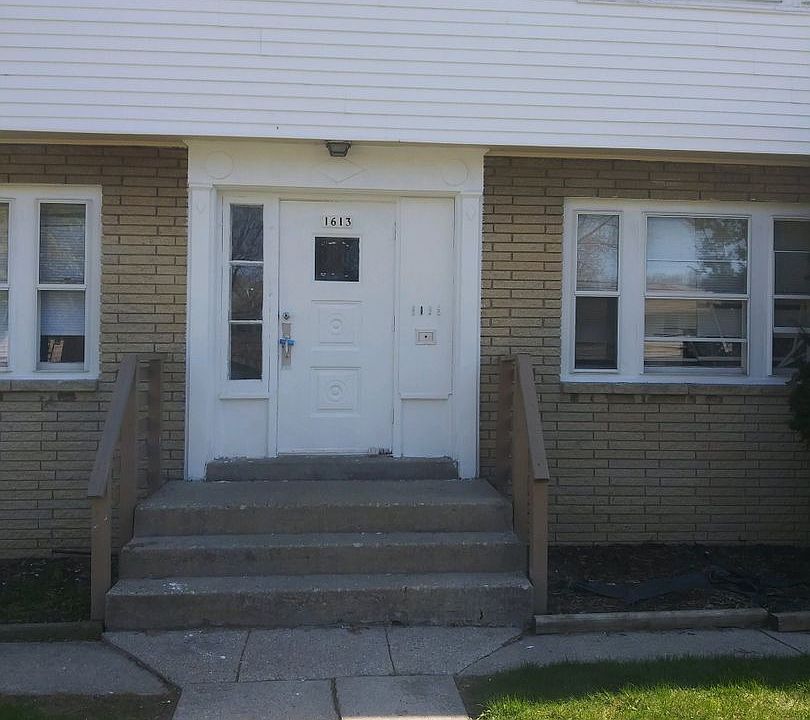 1st image of 1613 W Bolivar Ave #4