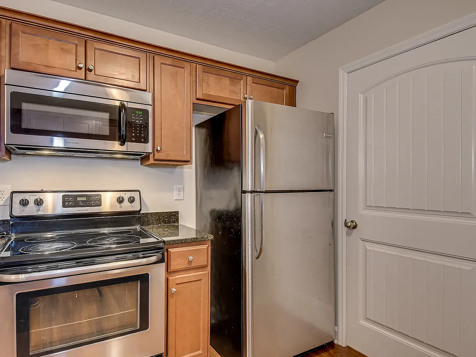 Stonewyck Luxury Townhomes — Photo 4