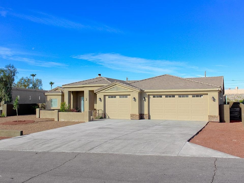 1st image of 3841 Monterey Dr