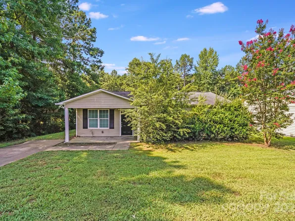 3134 Rainbow Ridge Dr, Matthews, NC 28105