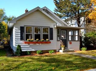 1375 Kent St, Saint Paul, MN 55117