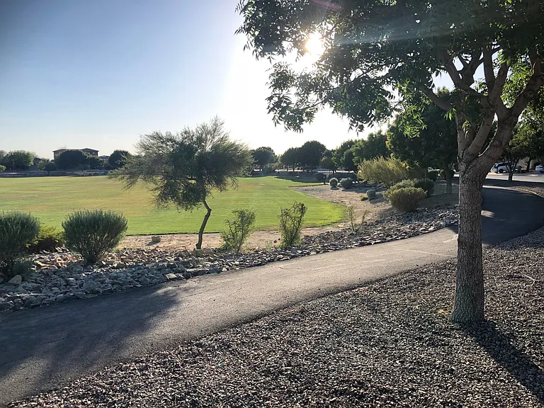 7304 E Laughing Tree Ln — Photo 29