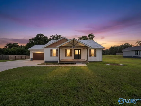 2450 Kuykendall Rd, Albertville, AL 35951